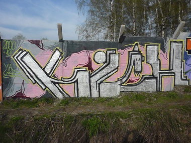 Graffiti Wall - Photo by curko