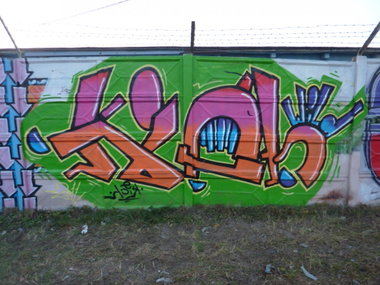 Graffiti Wall - Photo by curko