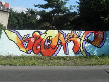 Graffiti Wall - Photo by curko