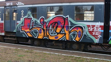 Graffiti Train - Photo by curko