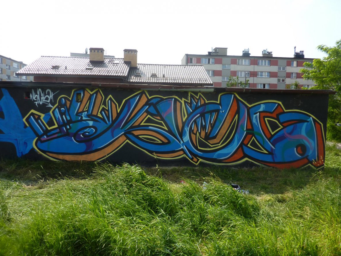 Graffiti Wall - Photo by curko