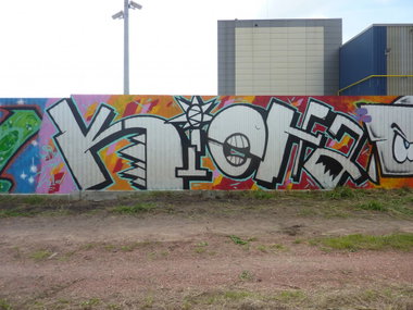 Graffiti Wall - Photo by curko