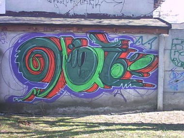 Graffiti Wall - Photo by curko