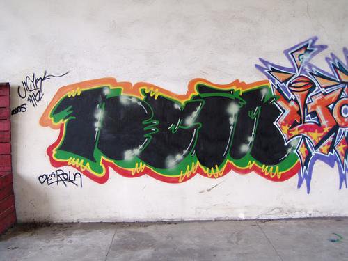 Graffiti Wall - Photo by curko