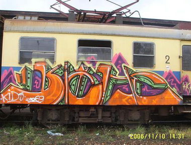 Graffiti Wall - Photo by curko