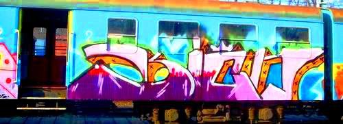 Graffiti Wall - Photo by curko