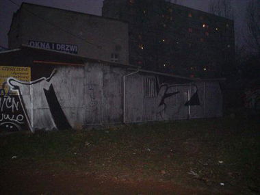 Graffiti Wall - Photo by curko