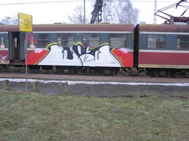 Graffiti Train - Photo by curko