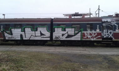 Graffiti Train - Photo by czarekjurek (2014)