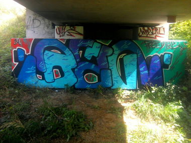 Graffiti Bombing - Photo by czarekjurek (2014)