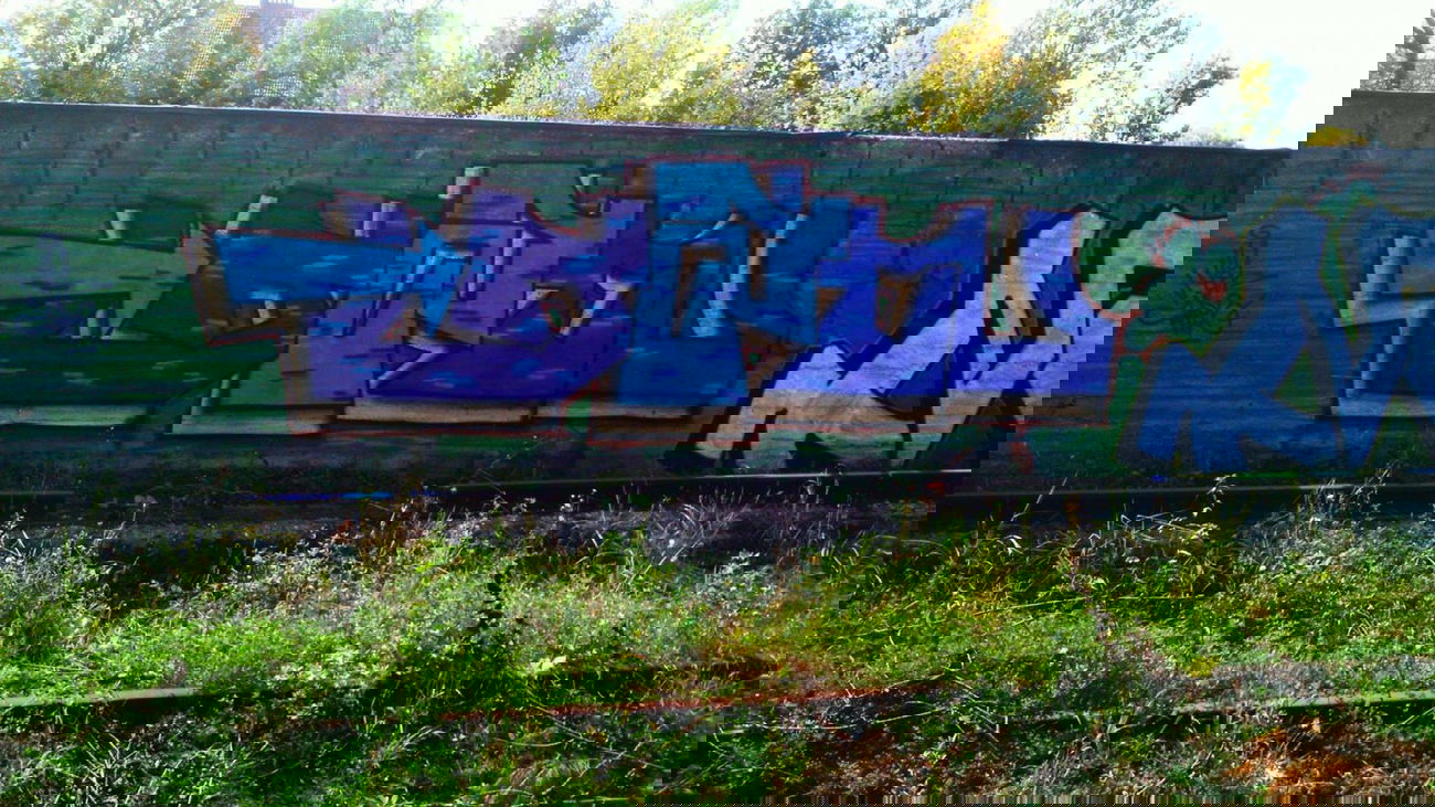 Graffiti Bombing - Photo by czarekjurek (2014)