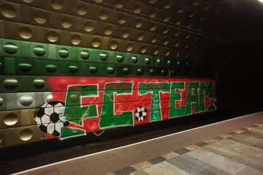Graffiti Wall in Praha - Photo by czechffiti - fc, team, metro (2015)