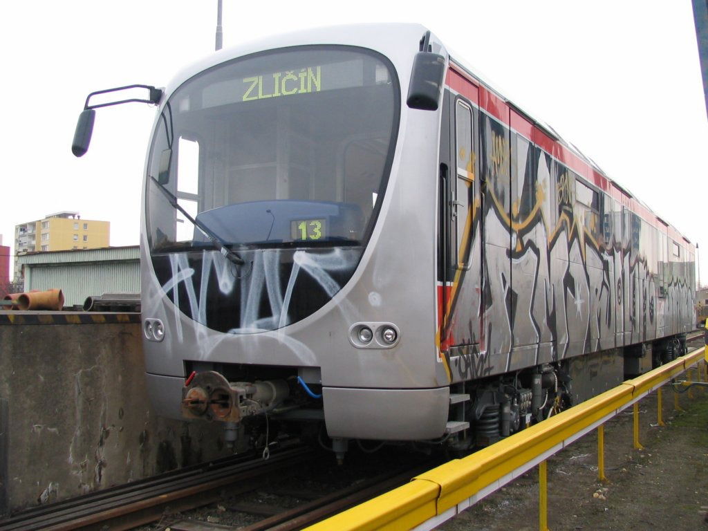Graffiti Train in Praha - Photo by czechffiti - amdr, metro