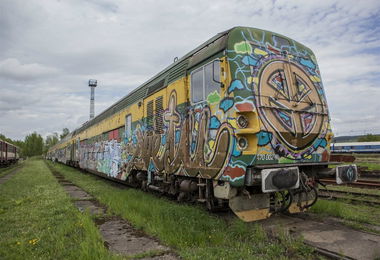 Graffiti Train in Hradec Kralove - Photo by czechffiti - kraken, trash