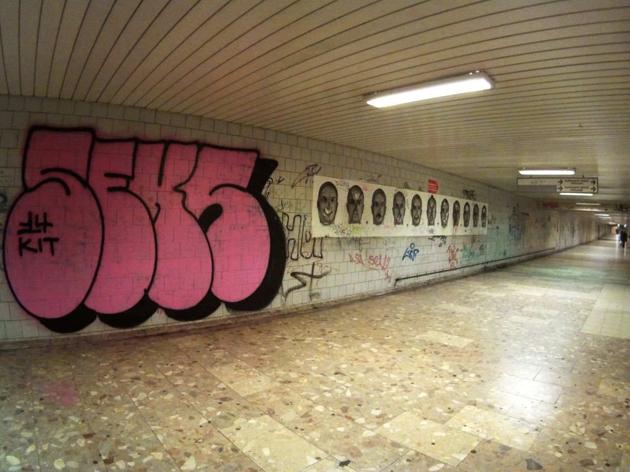 Graffiti Wall in Ostrava - Photo by czechffiti - seks (2014)