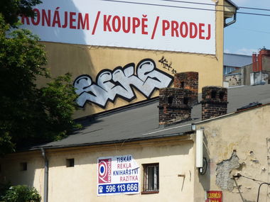 Graffiti Bombing in Česko - Photo by czechffiti - seks