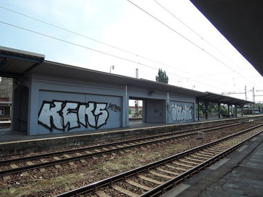 Graffiti Bombing in Brno - Photo by czechffiti - keks (2015)
