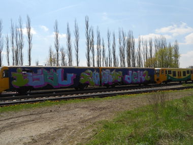 Graffiti Train in Česko - Photo by czechffiti - igel, enorm, dekz (2015)
