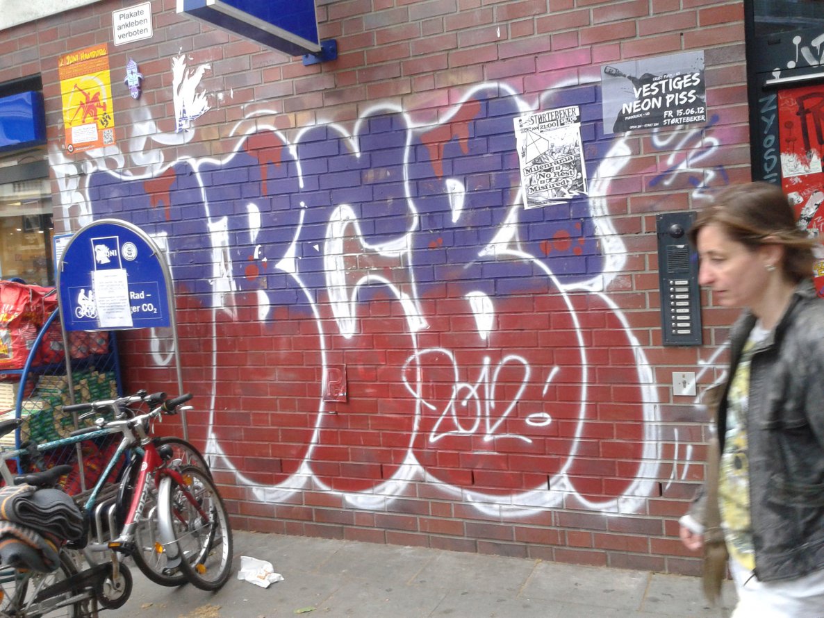 Graffiti Wall - Photo by daREALziegenpeter - jbcb (2012)