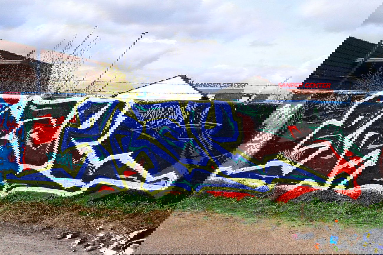 Graffiti Wall - Photo by daREALziegenpeter - pray (2013)