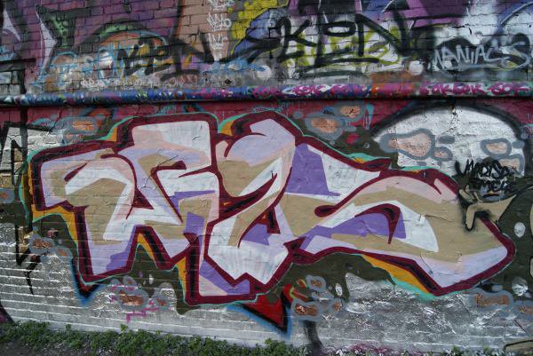 Graffiti Wall - Photo by daREALziegenpeter - Erys, Marisa, Rgw