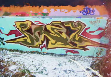 Graffiti Wall - Photo by daREALziegenpeter - pray, rgw