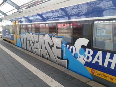 Graffiti Train - Photo by daREALziegenpeter - disease
