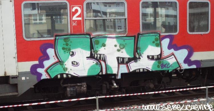 Graffiti Train - Photo by daREALziegenpeter - btc