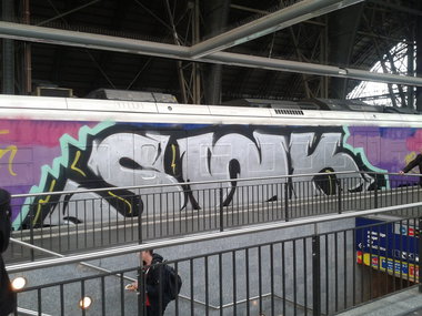 Graffiti Train - Photo by daREALziegenpeter - swk