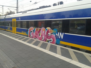 Graffiti Train - Photo by daREALziegenpeter - gkbs