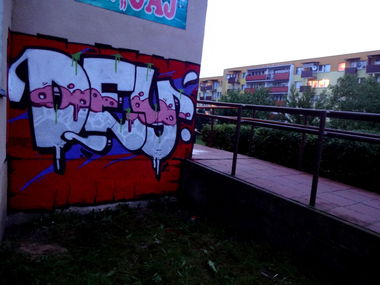 Graffiti Wall - Photo by daybeforetommorow - Dwk