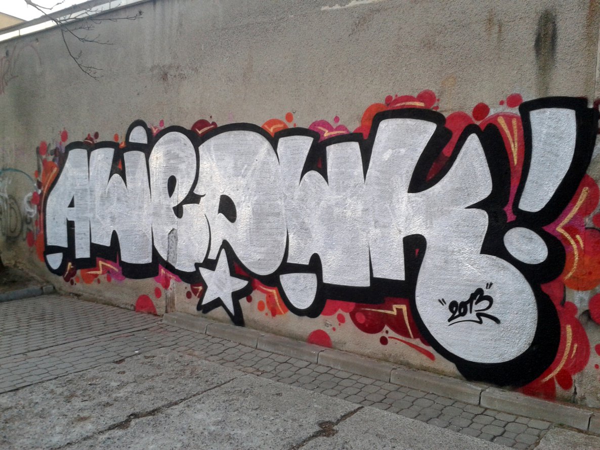 Graffiti Wall - Photo by daybeforetommorow - Ceik, Todei