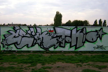 Graffiti Wall in Mansfield - Photo by daybeforetommorow - Ceik, 2dey (2006)