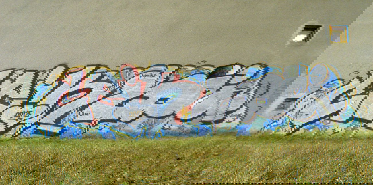 Graffiti Wall - Photo by daybeforetommorow - Dwk (2013)