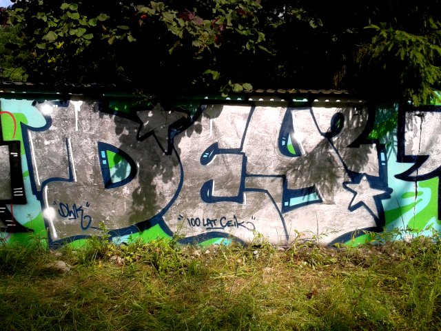 Graffiti Wall - Photo by daybeforetommorow - Dwk, dey2