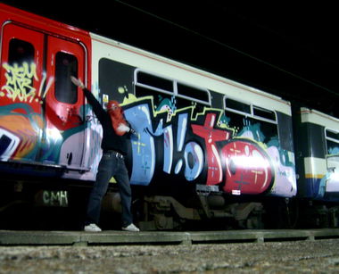 Graffiti Sketch in Brovary - Photo by daybeforetommorow - Dwk, Dey2 (2007)