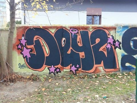 Graffiti Wall - Photo by daybeforetommorow - dwk, dey2 (2014)