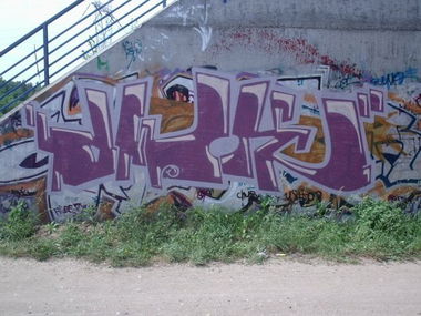 Graffiti Wall - Photo by daybeforetommorow (2005)