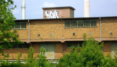 Graffiti Bombing - Photo by daybeforetommorow - DWK, Krab