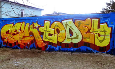 Graffiti Wall - Photo by daybeforetommorow - Ceik, Dey2, Dwk (2015)