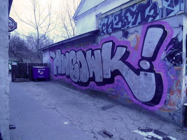 Graffiti Wall - Photo by daybeforetommorow - Ce