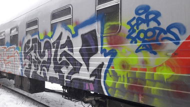 Graffiti Train - Photo by deadkennedis
