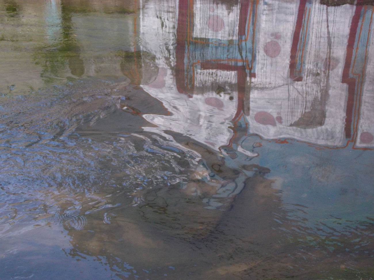 Graffiti Artwork - Photo by deadkennedis (2015)