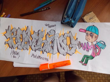 Graffiti Sketch - Photo by deadkennedis (2012)