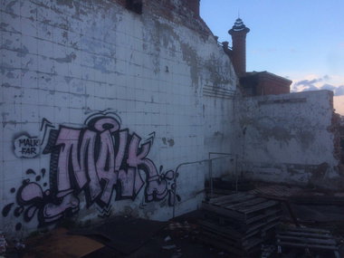 Graffiti Wall - Photo by deadkennedis