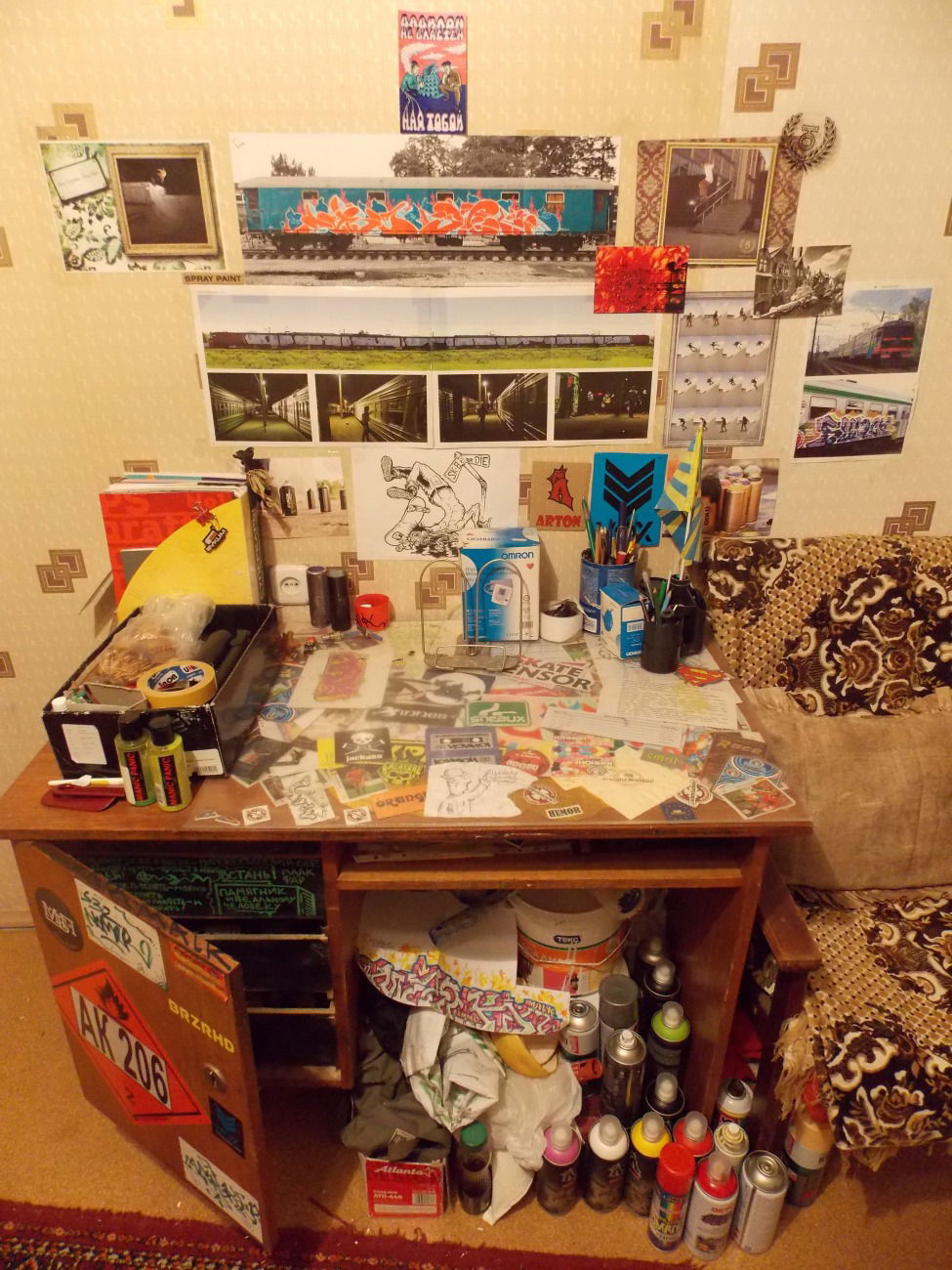 Graffiti Artwork - Photo by deadkennedis