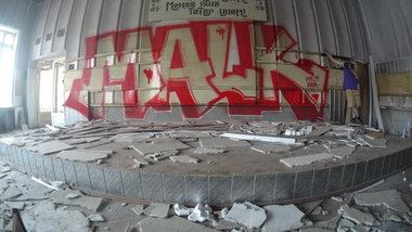 Graffiti Wall - Photo by deadkennedis
