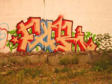 Graffiti Wall - Photo by deadkennedis