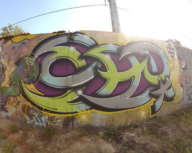 Graffiti Wall - Photo by deadkennedis