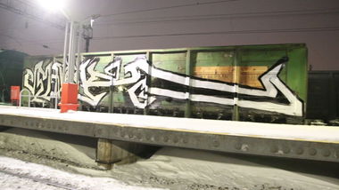 Graffiti Train - Photo by deadkennedis